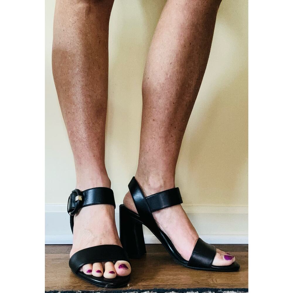 Aquatalia Naya Slingback, Black Leather, Size 8.